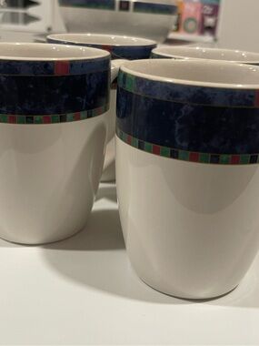 Vintage Pfaltzgraff Atalya Ceramic Mugs- Set of 4